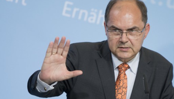 Oeufs contaminés en Europe: L'Allemagne hausse le ton