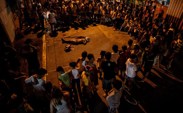 Aux Philippines, la guerre contre la drogue est un show