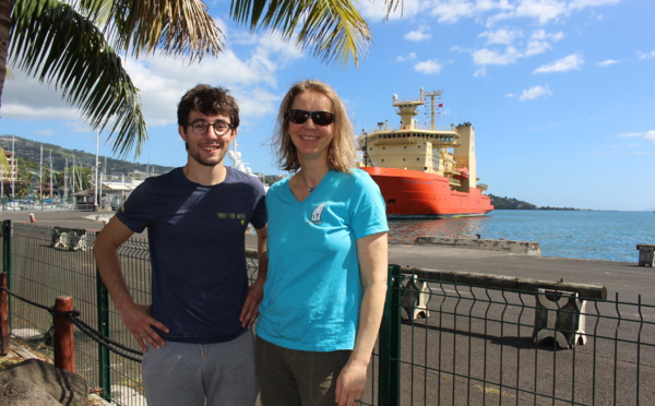 Le brise-glace scientifique Nathaniel B. Palmer vient de lever l'ancre