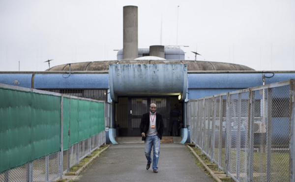 Français d'Outre-mer: Mormeck veut étendre son portefeuille aux jeunes de banlieue