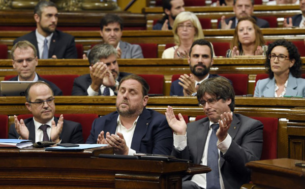 Espagne : le parlement catalan déclenche le duel avec Madrid