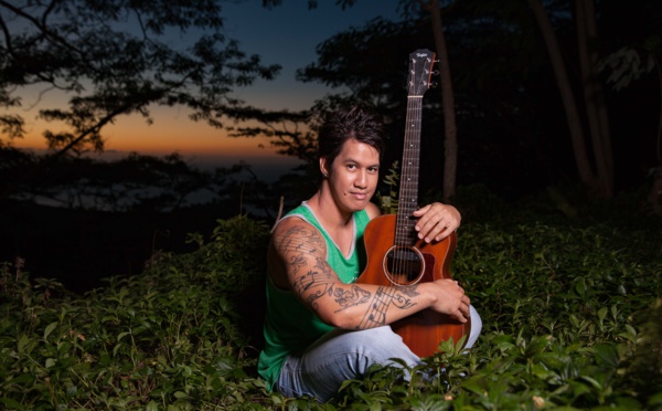Maruarii Ateni, virtuose du 'ukulele et invité de marque pour le festival
