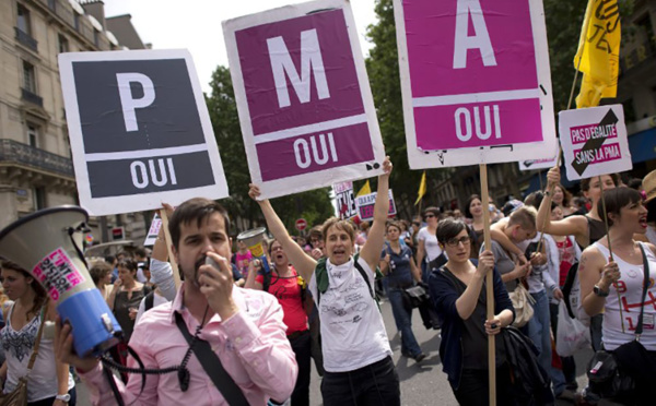 Ouverture de la PMA pour toutes en 2018, un nouveau clivage s'annonce