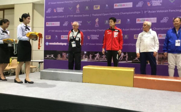 Trois médailles pour Jean Cuneo aux Jeux d'Asie vétéran d'escrime