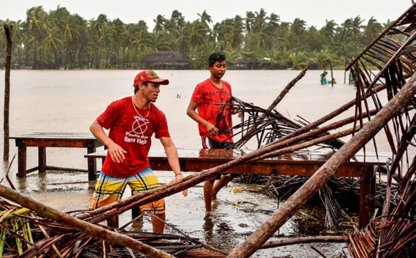 Mexique : l'ouragan Max rétrogradé en tempête tropicale