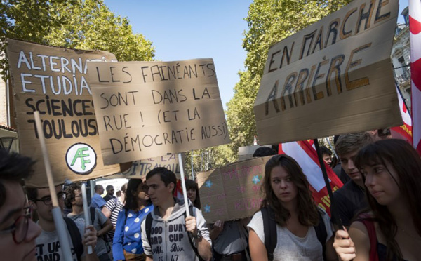 Les détracteurs de la réforme du Code du travail tentent de peser dans la rue