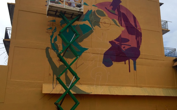 Ono'u 2017 : préparation du premier mur avant l'ouverture du festival dimanche