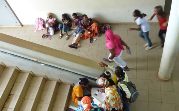 A Mayotte, le casse-tête des CP à 12 élèves, par manque de salles de classe