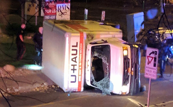 Trudeau dénonce un "attentat terroriste" à Edmonton, cinq blessés