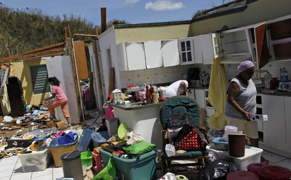 Porto Rico: "De l'eau!", réclament des sinistrés aux médecins