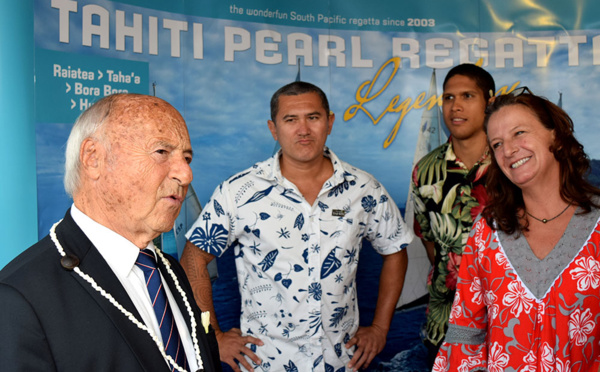 Tahiti et la TPR s'invitent dans la rade de Saint-Tropez
