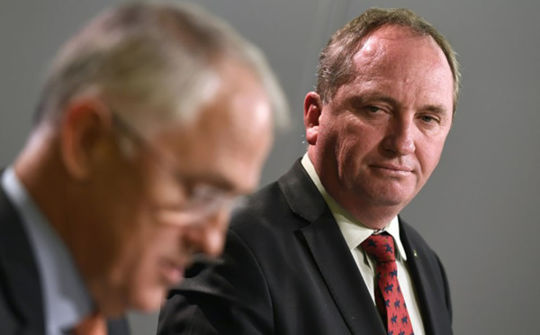 Australie: le gouvernement privé de majorité par la justice