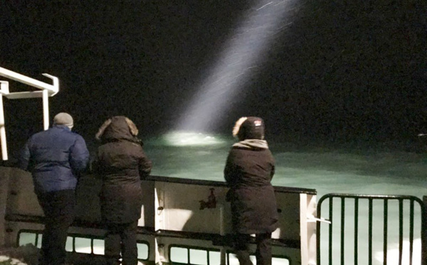 Arctique: la Russie se joint au "contre la montre" pour retrouver un hélico disparu