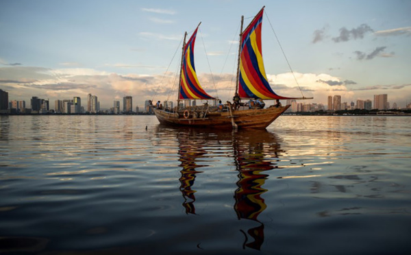 Philippines: la conquérante de l'Everest met les voiles pour la Chine