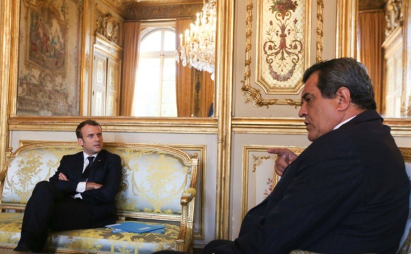 Edouard Fritch sous le charme d’Emmanuel Macron