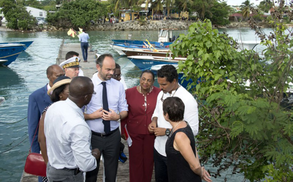 Irma: Edouard Philippe à Saint-Martin face au défi de la reconstruction