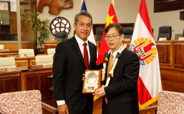 Marcel Tuihani reçoit le consul de Chine