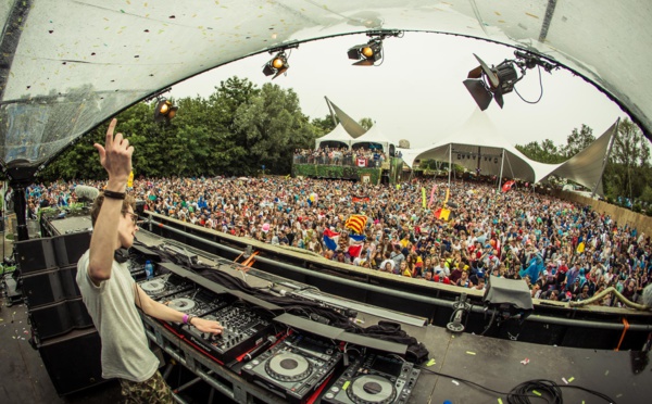 Festival électro dans les jardins de Paofai avec Lost Frequencies !