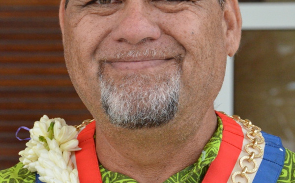 Cyril Tetuanui interpelle sur le changement climatique au Congrès des maires