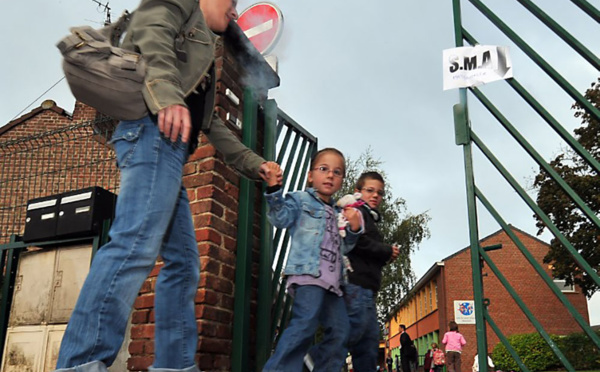 Le débat sur la garde alternée relancé par une proposition de loi Modem