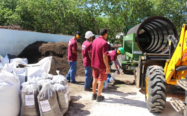 Bora Bora : le centre de compostage, unité essentielle pour la commune