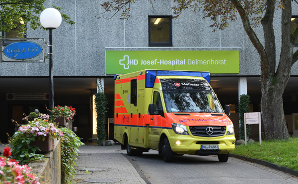 Allemagne: une voiture fauche des piétons devant une discothèque, 6 blessés