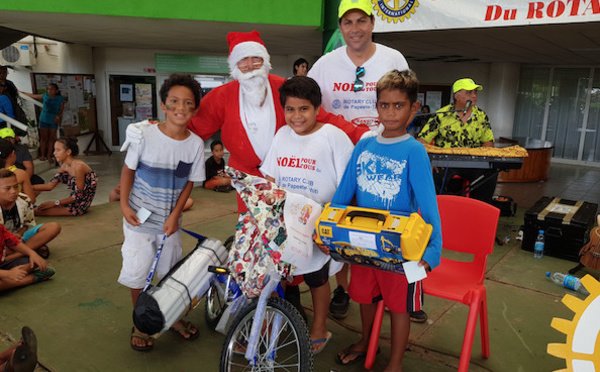 Noël pour tous du Rotary club: 3 containers de jouets collectés et 4000 enfants