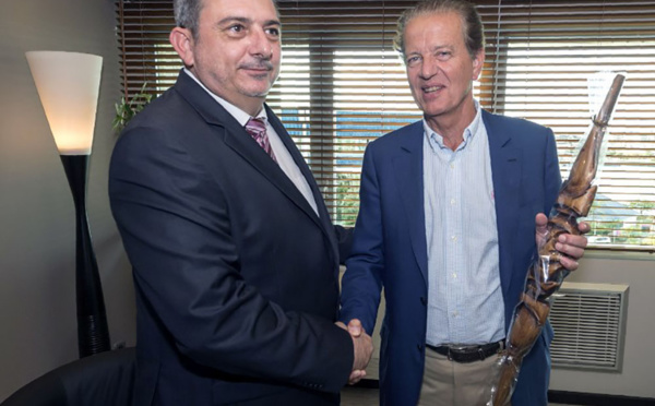 N-Calédonie: fin de la crise gouvernementale juste avant l'arrivée du Premier ministre