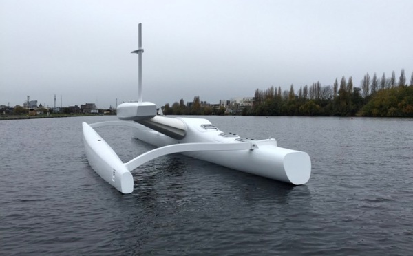 Le drone inspiré du va'a invité à Tahiti 
