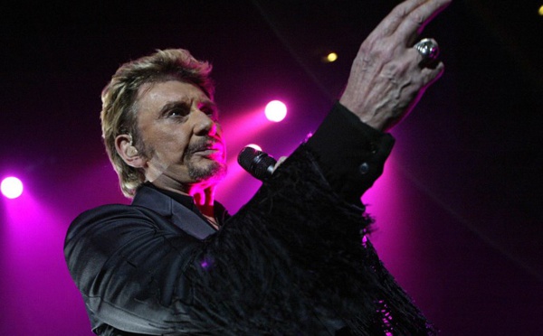 Johnny Hallyday est parti, la France pleure "l'idole des jeunes"