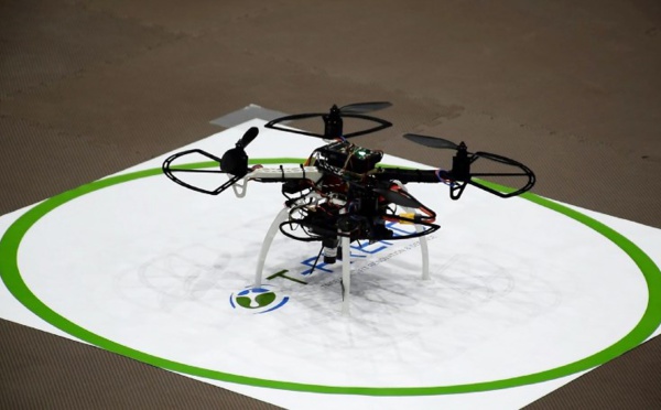 Japon: un drone pour chasser du bureau les employés en heures sup'