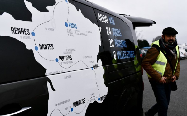 Droit des prisonniers basques: départ d'une marche entre les prisons d'Ile-de-France