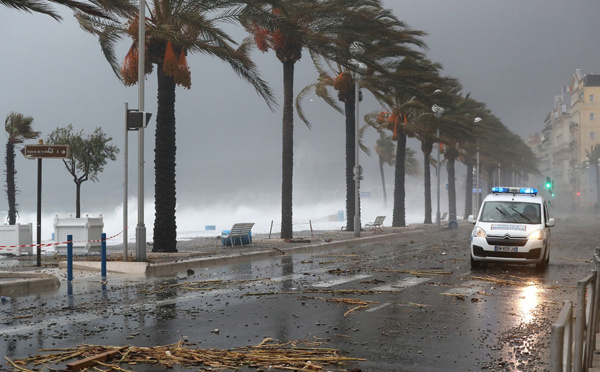 Intempéries: retour à la normale à l'aéroport de Nice, les trains toujours perturbés