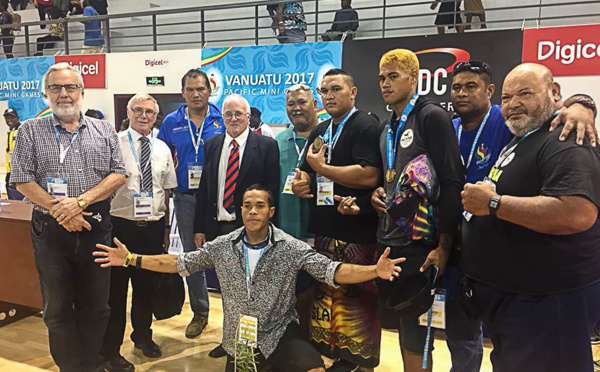 Boxe – Mini-Jeux du Pacifique : De l’or et de l’argent pour nos Aito