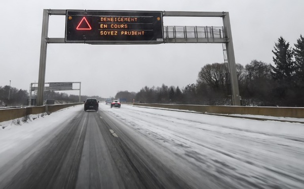Voiture à contresens sur l'autoroute: trois nouveaux morts