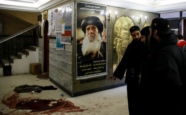 Neuf morts dans une attaque contre une église au sud du Caire