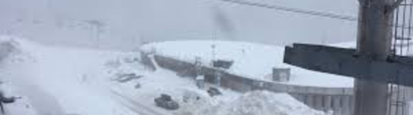 Tempête: les stations des Alpes du Nord ferment tout ou partie de leur domaine