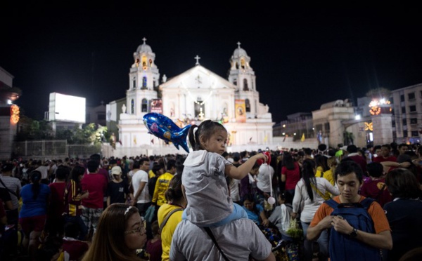 Une foule de catholiques à Manille pour suivre le Nazaréen Noir