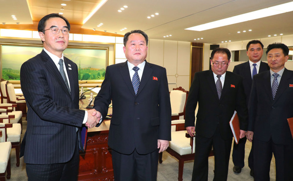 La Corée du Nord ira aux JO au Sud, des discussions militaires prévues