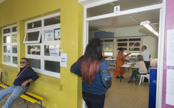 N-Calédonie: la loi sur le corps électoral du référendum au Sénat le 13 février