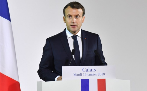 Macron: l'Etat va prendre en charge la distribution de nourriture aux migrants