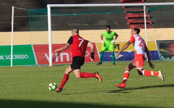 Football – Ligue 1 : Pirae a failli accrocher Central