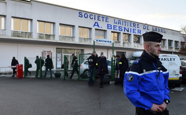 Lactalis: perquisitions au siège social de Laval et sur quatre autres sites