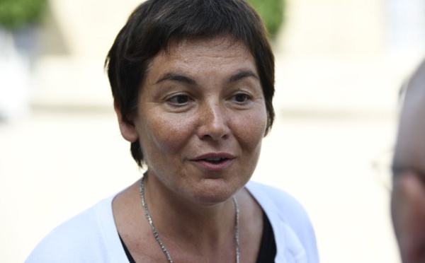 Annick Girardin: la France "assume les essais nucléaires en Polynésie"