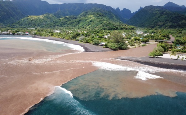 Surf – Taharu’u : Le spot de Papara méconnaissable