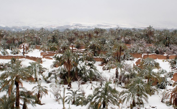Des chutes de neiges inhabituelles dans le désert marocain