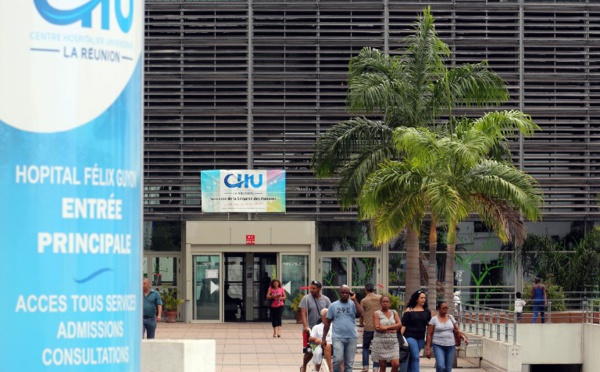 La Réunion: des suppressions de postes provoquent la colère au Centre hospitalier universitaire
