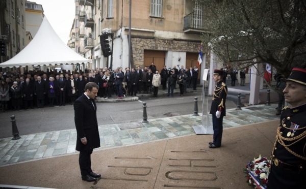 En Corse, Macron veut donner un "avenir" à la Corse au sein de la République