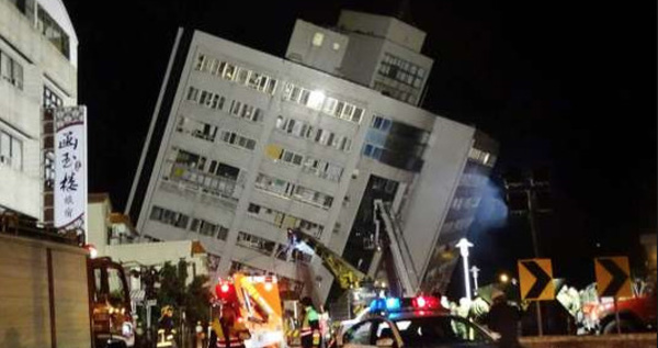 Taïwan: un séisme renverse des immeubles, au moins 7 morts