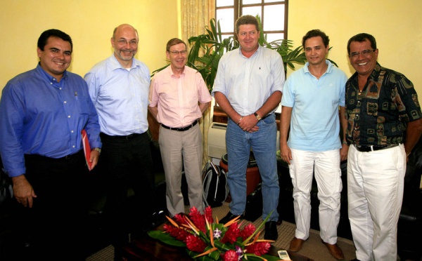 Edouard Fritch reçoit deux promoteurs d’ouvrages hydroélectriques